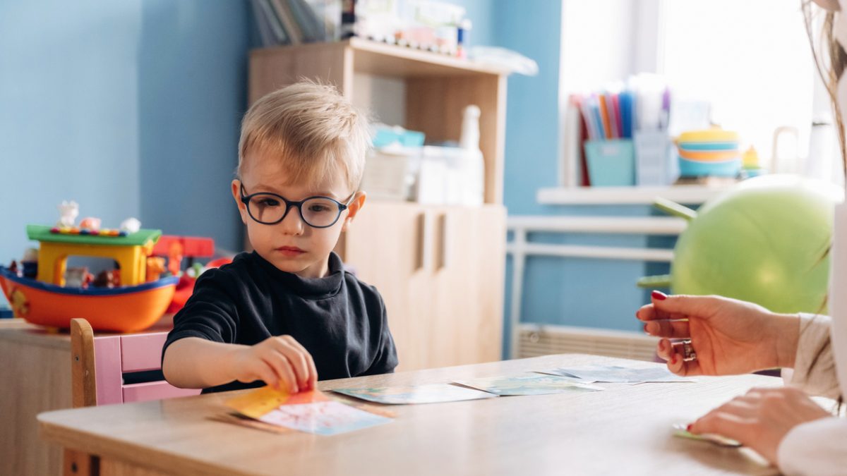My child <span>understands but doesn’t speak</span>: should I be worried?